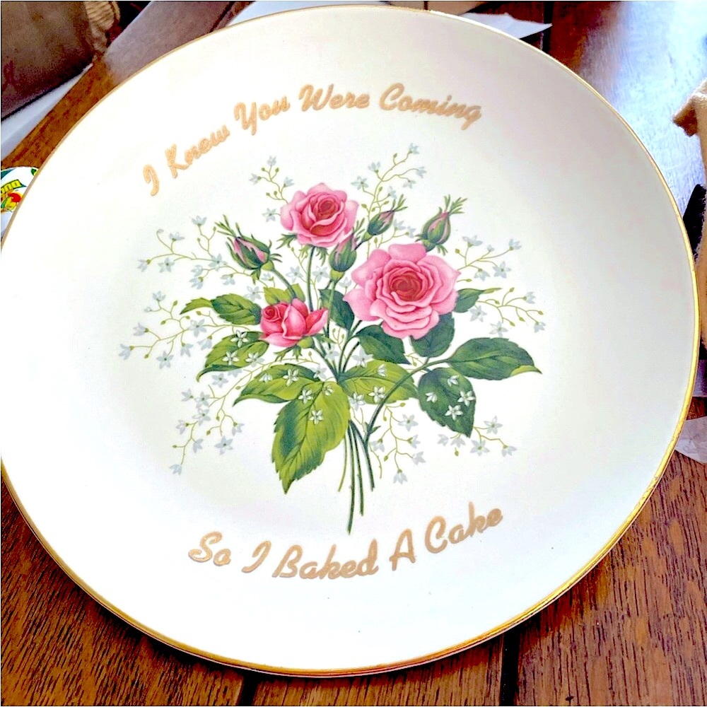 Mothers Day!  Vintage Floral Decorative Cake Plate with Pink Roses, Gold EC.